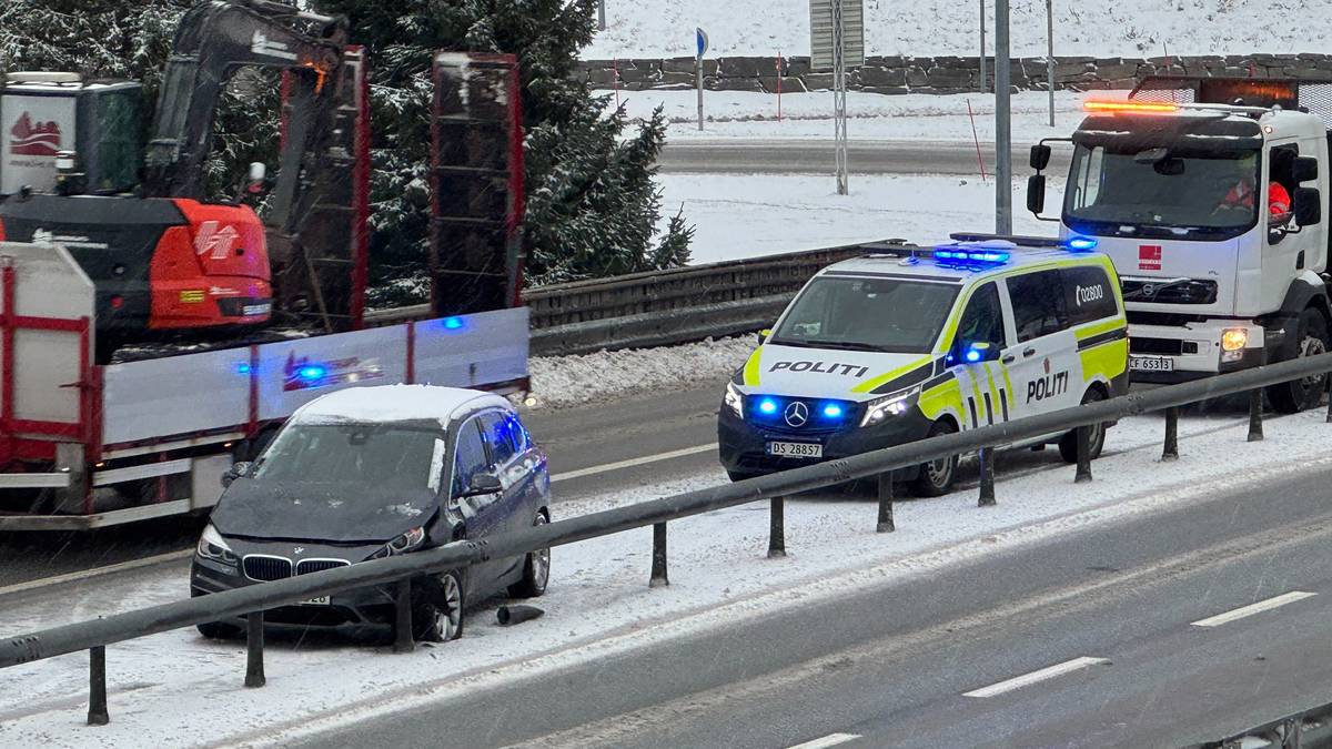 Svært glatt flere steder