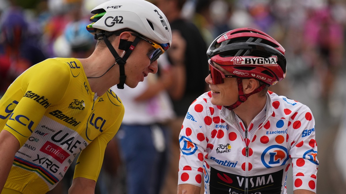 Reagerer på nattlige dopingtester i Tour de France: – På grensa til ufint