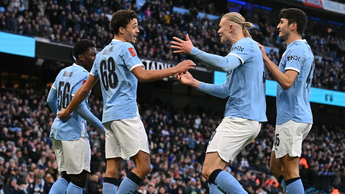 City rann over Exeter – vann 10–1