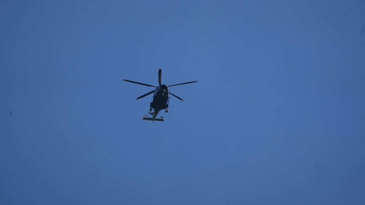 Må være forberedt på helikopterstøy de neste ukene