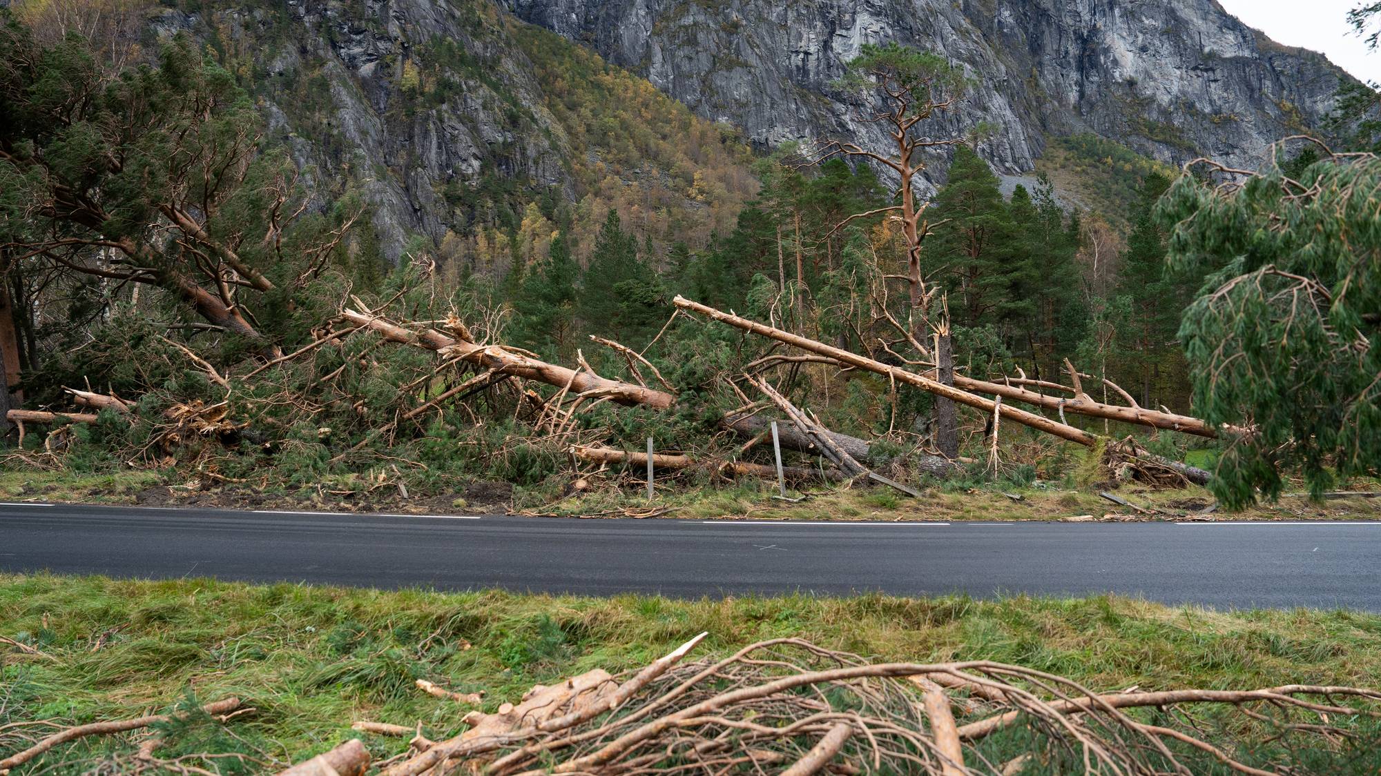 Stormskader etter Amy på Marstein