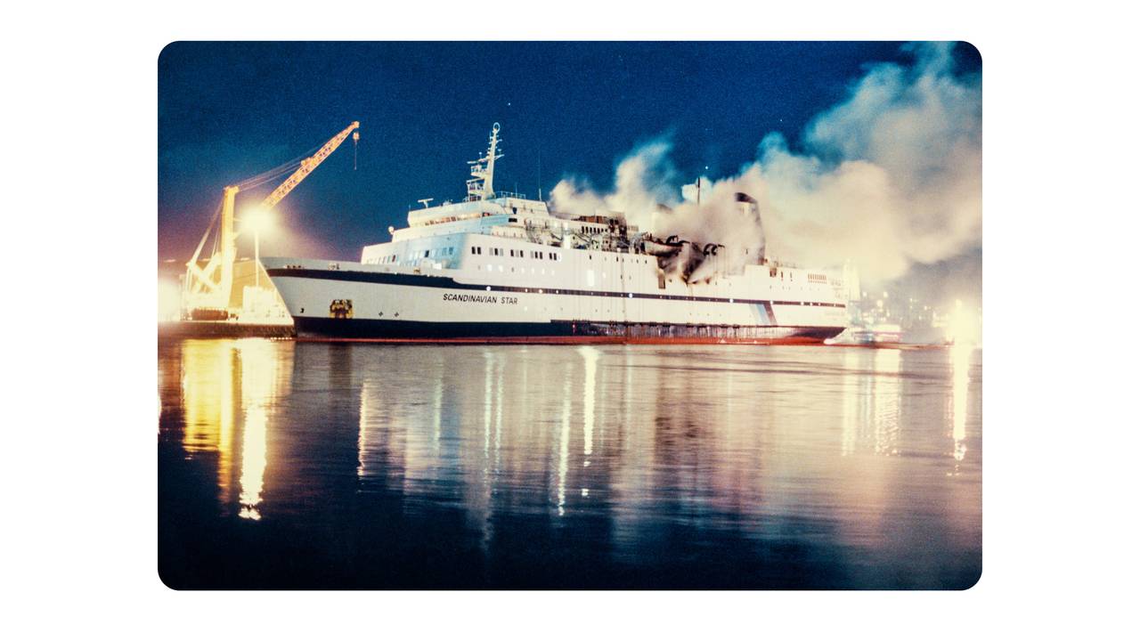Scandinavian Star i brann i Lysekil.