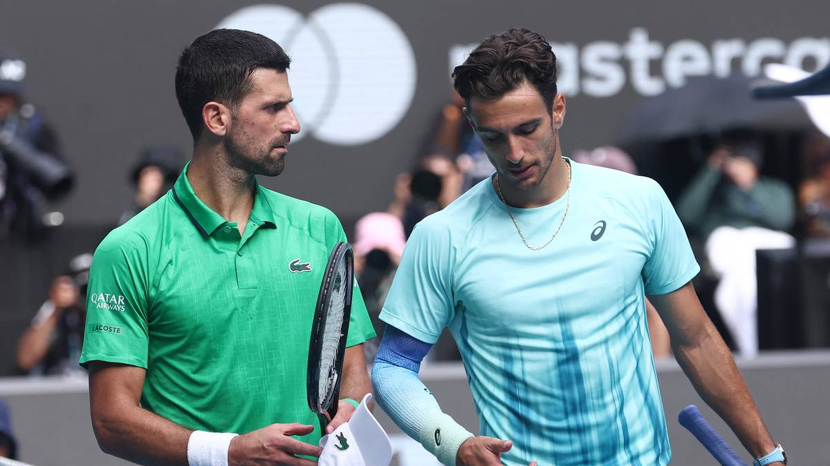 Musetti-skade sendte Djokovic til semifinale i Australian Open