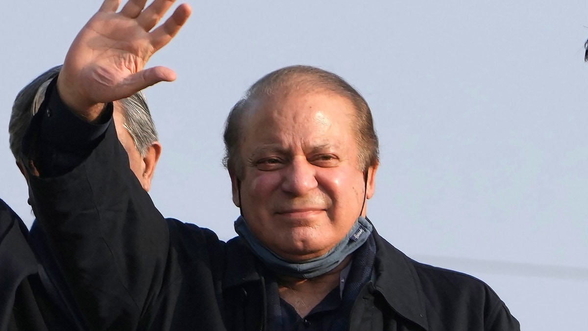 Nawaz Sharif erklærer seier i Pakistan