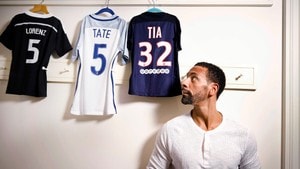 Rio Ferdinand - aleinefar på heimebane