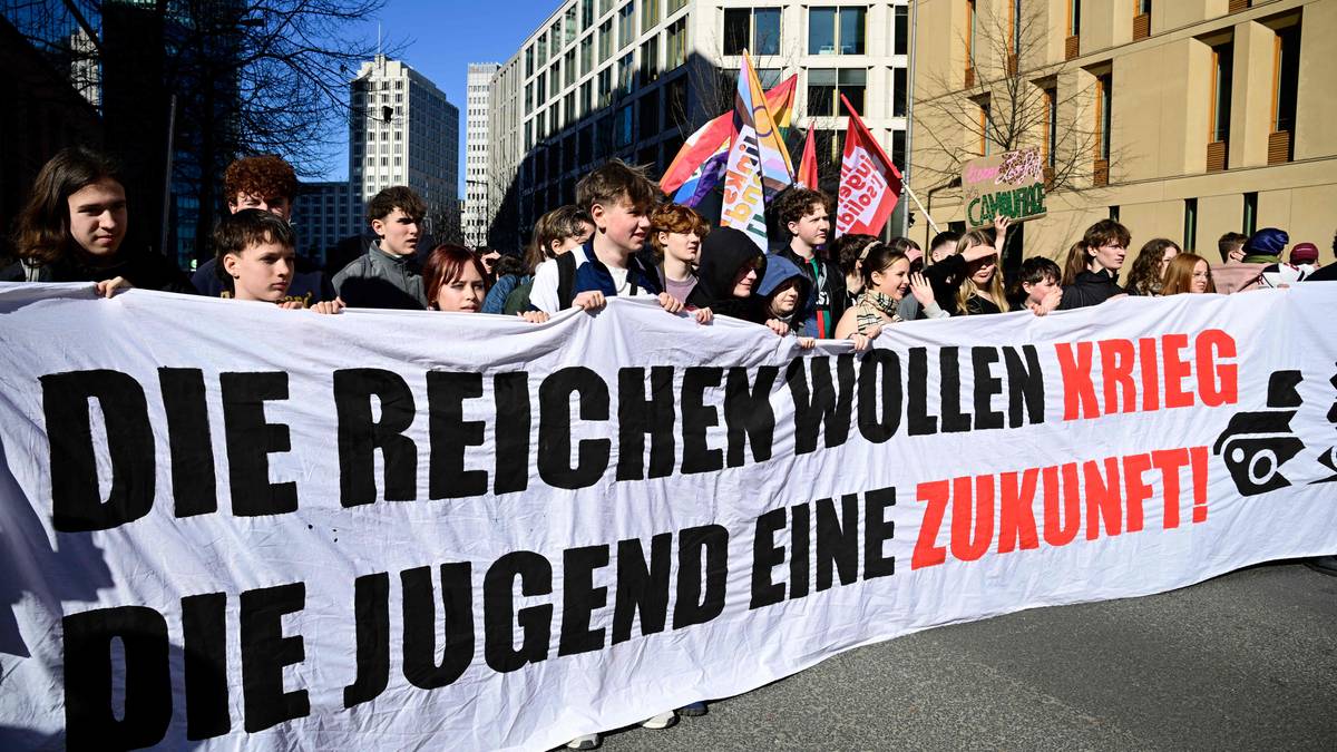 Tyske menn må be om å forlate Tyskland