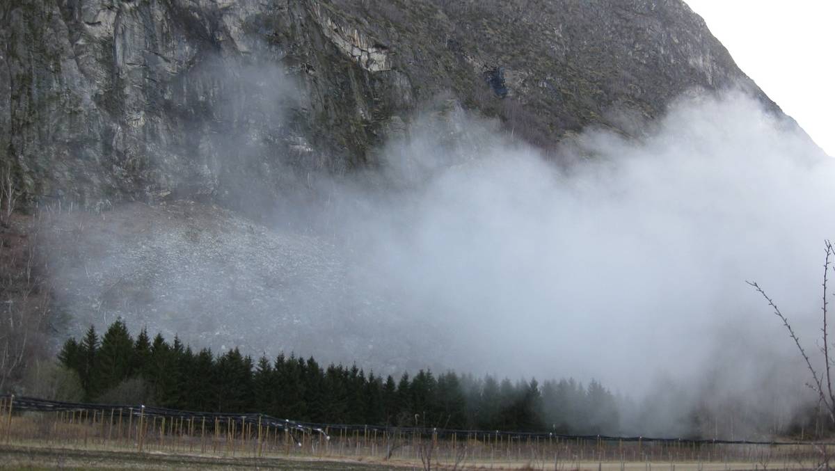 Her Dundrar Raset I Bakken Nrk Vestland 