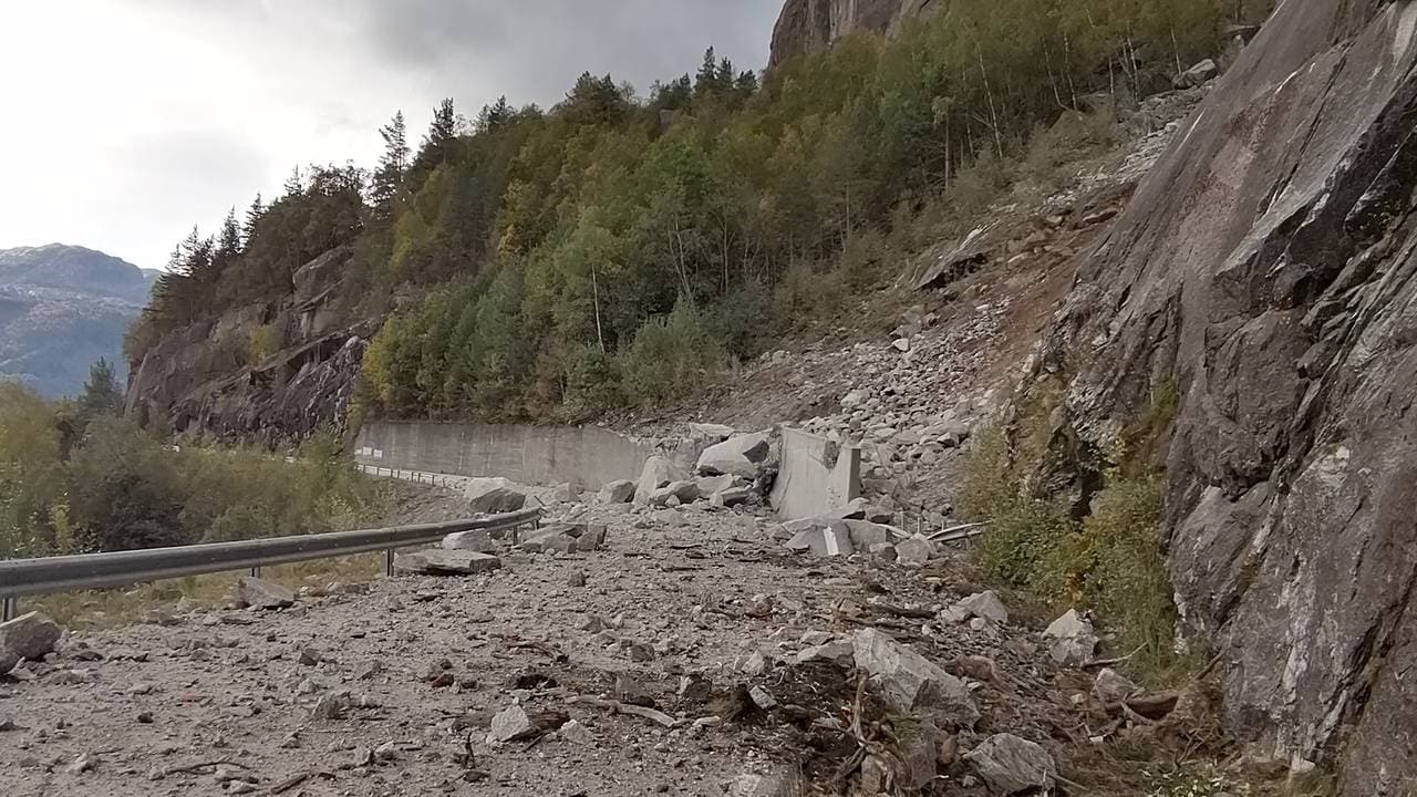 Ras på riksvei 13 i Suldal