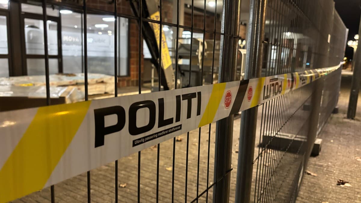 Mann død etter hendelse på byggeplass i Stavanger: Tre personer siktet