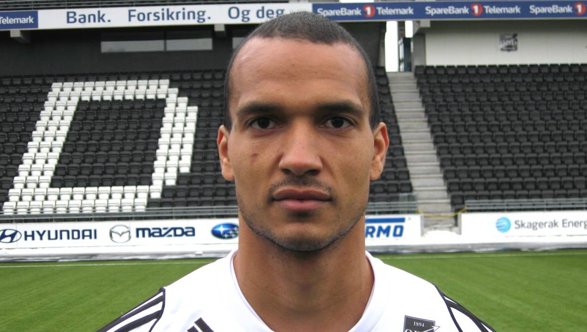 Alex Valencia solgt til FFK NRK Vestfold og Telemark Lokale nyheter