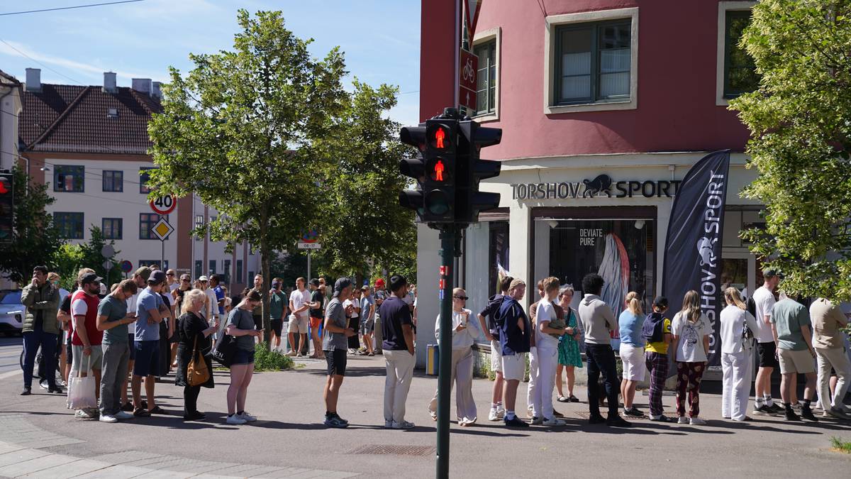 – Beklager til alle som ønsket drakt til kampen