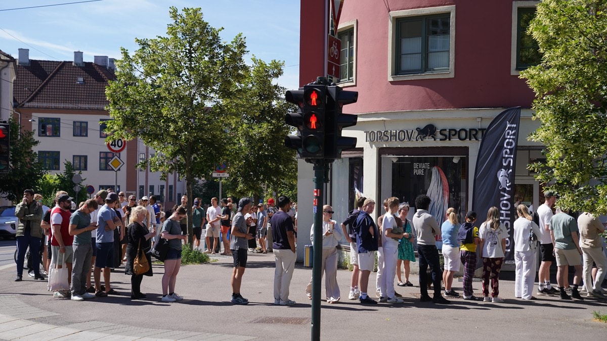 – Beklager til alle som ønsket drakt til kampen