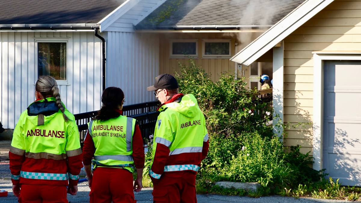 En person omkom i boligbrann