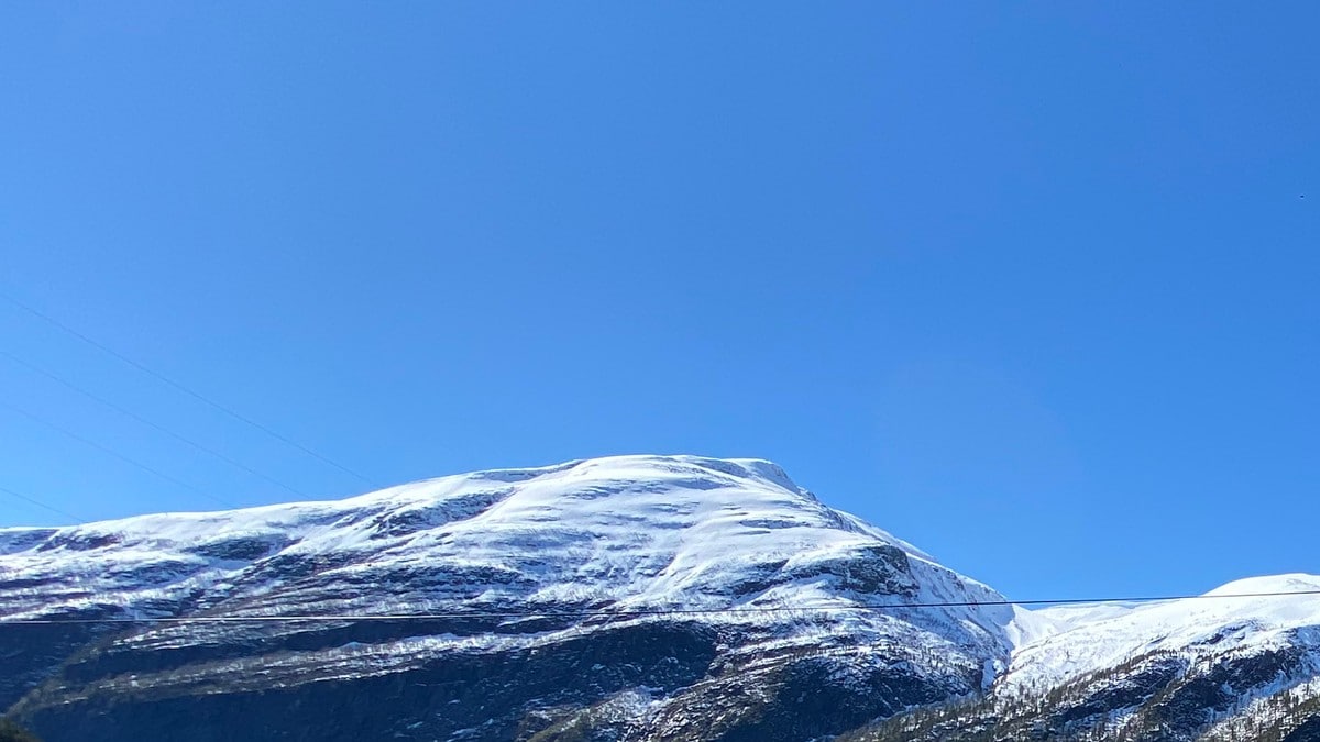 Tre personer tatt av snøskred på Nordmøre