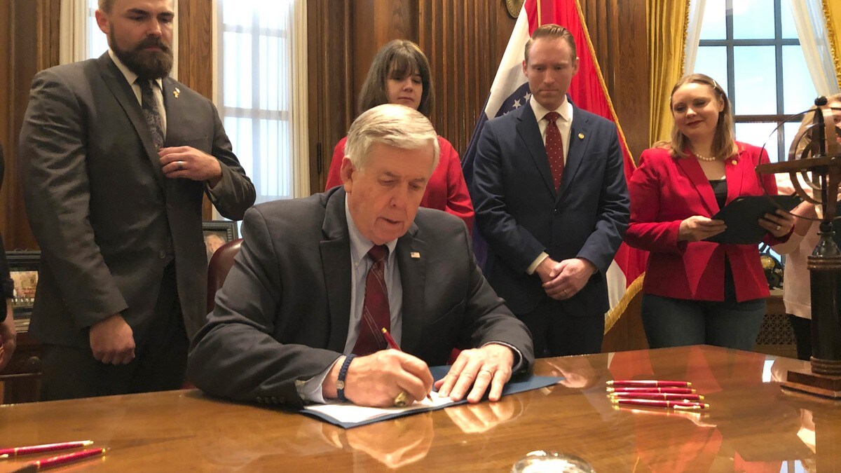 Guvernør underskrev ny abortlov