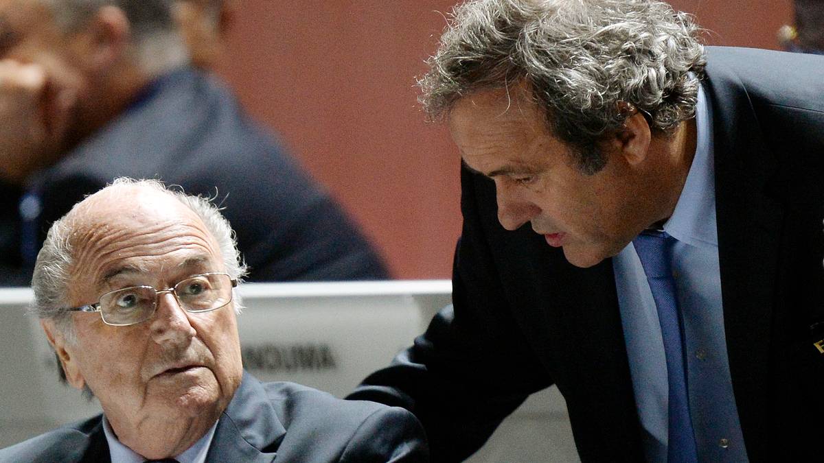 Fotballtoppene Blatter og Platini må i retten igjen