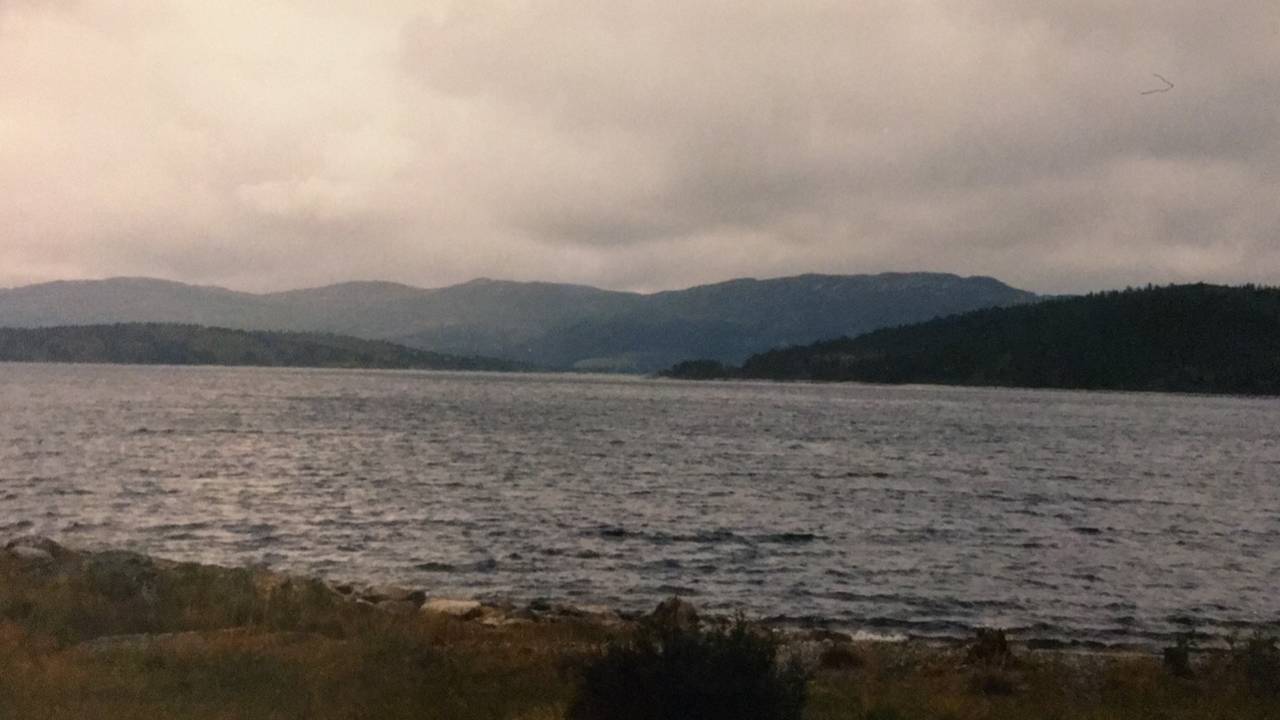 Utsikt over Holden høsten 1998.