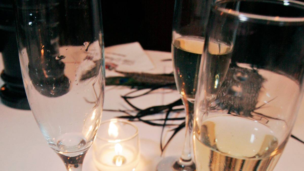 Alkohol bare for VIP’ene – NRK Rogaland – Lokale nyheter, TV og radio
