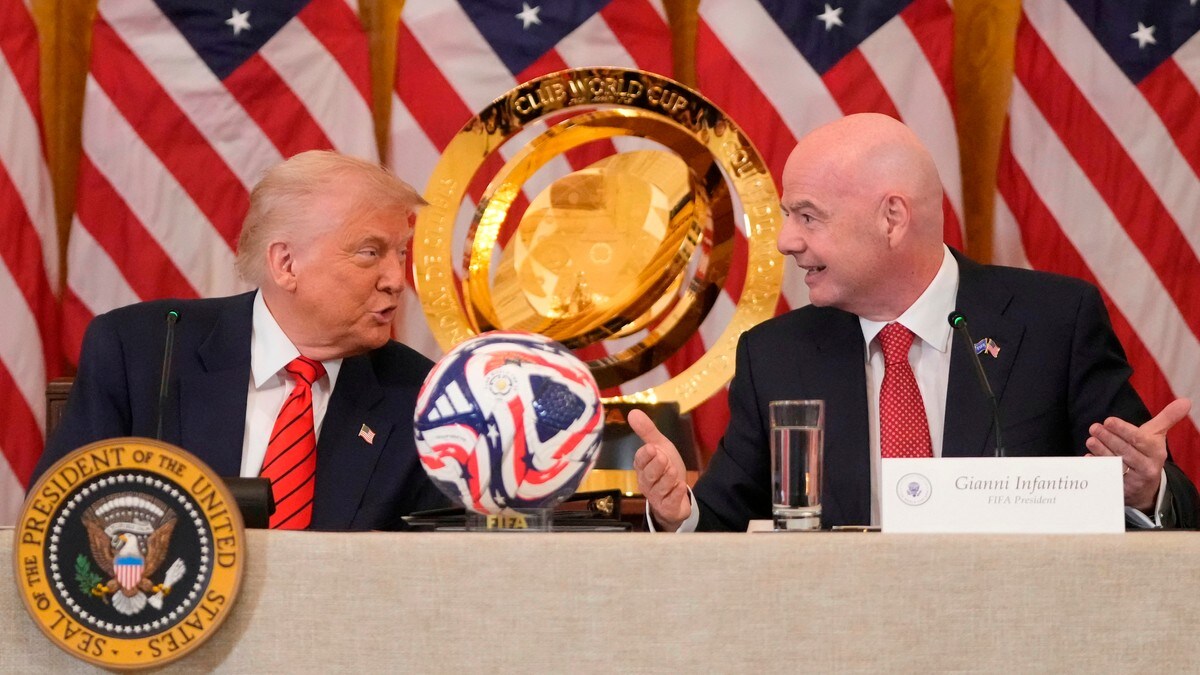 Trump står over USAs åpningskamp