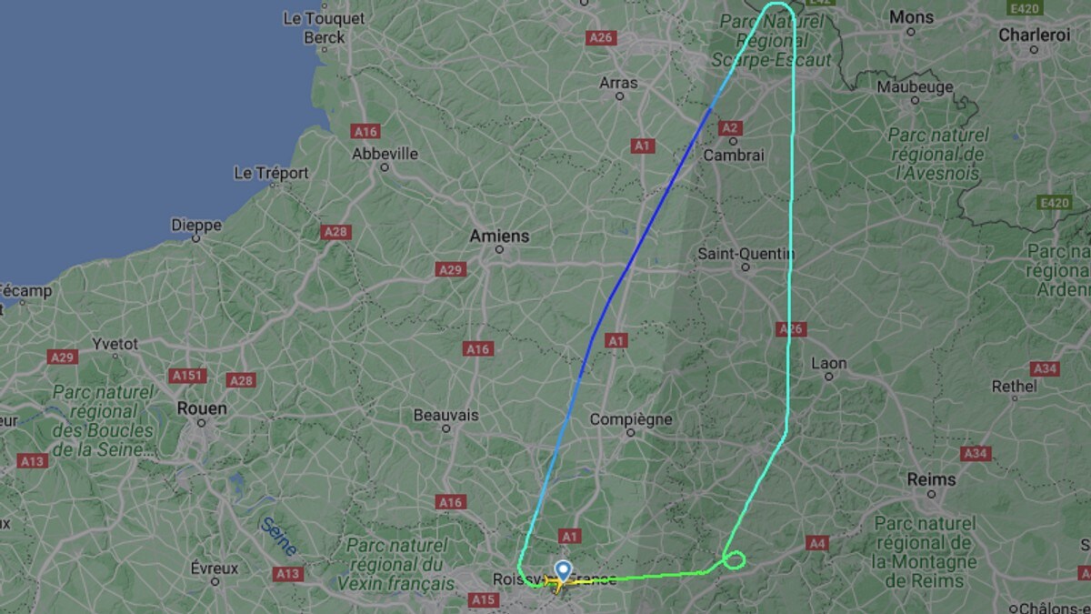 SAS-fly til København måtte snu – passasjerene må overnatte i Paris