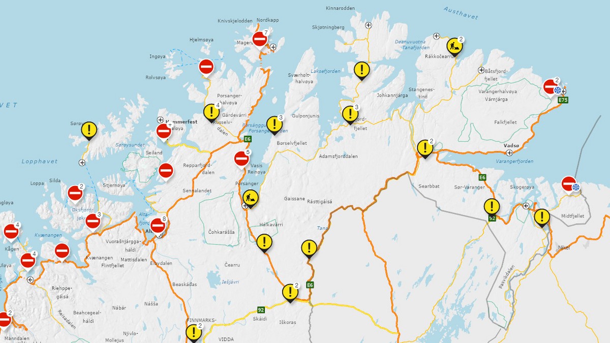 Uvær stenger veiene i Finnmark – utfordrende kjøreforhold i vest