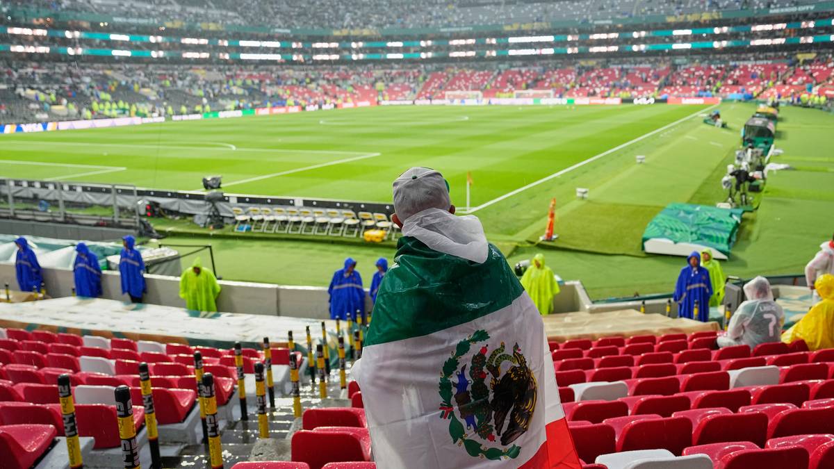 Ekstremvær utsetter Mexico-Ecuador