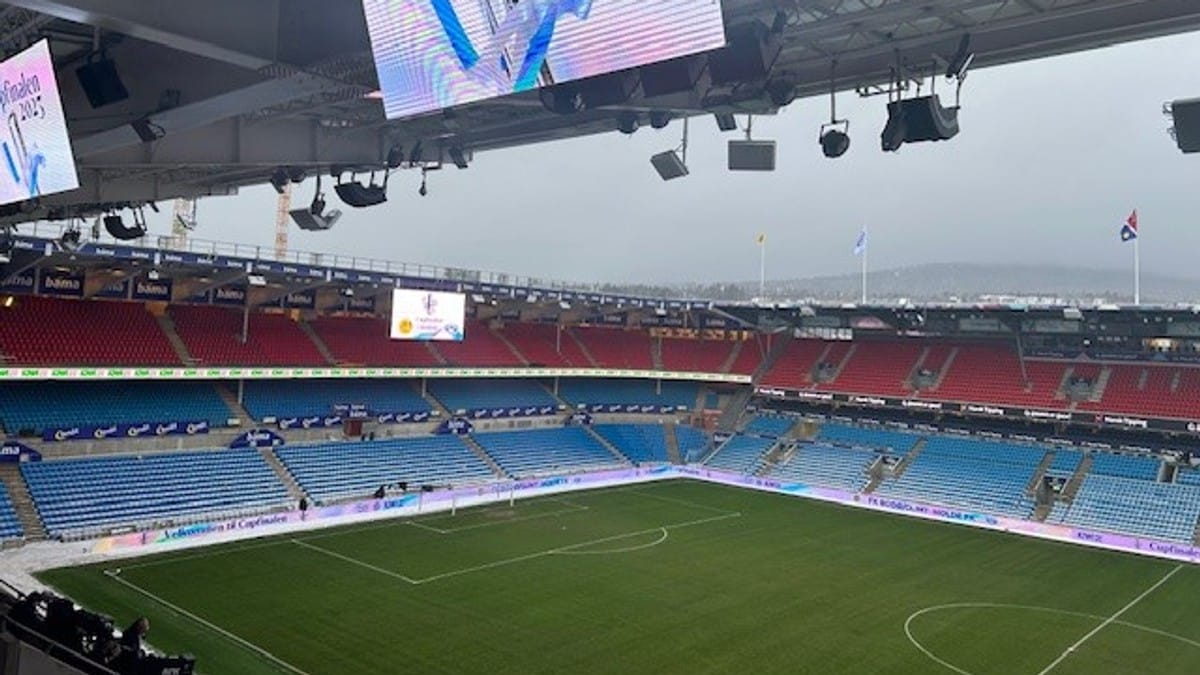 Grønn bane på Ullevaal stadion