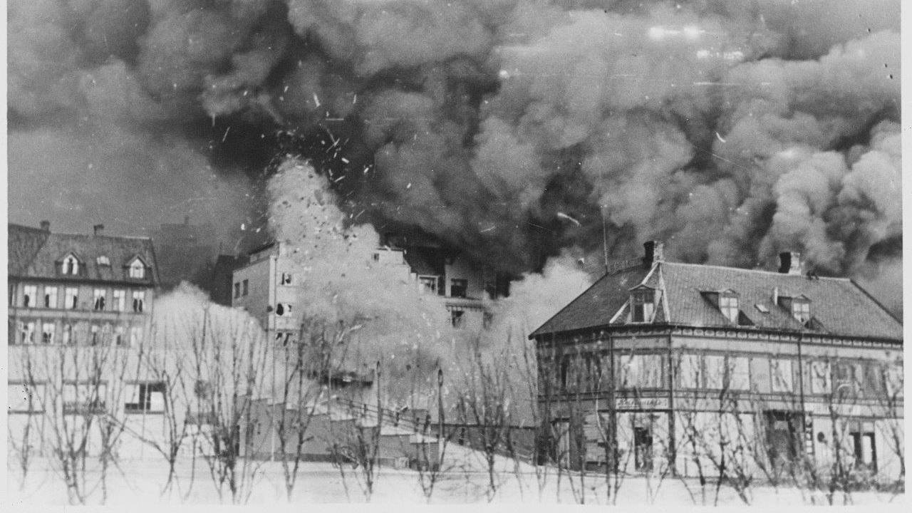 Tysk flyangrepet på Narvik 1. juni 1940.