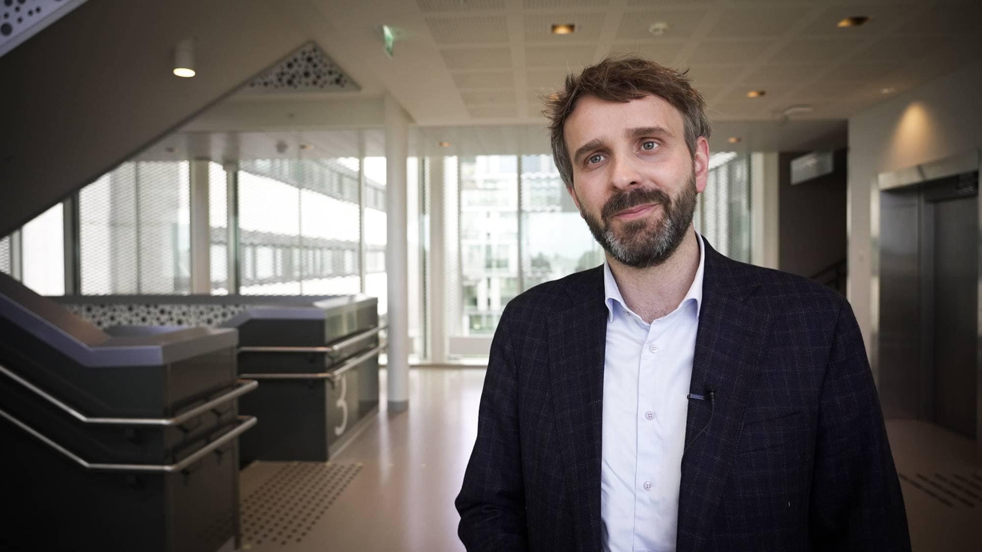 Helseminister Jan Christian Vestre på Haugesund sjukehus