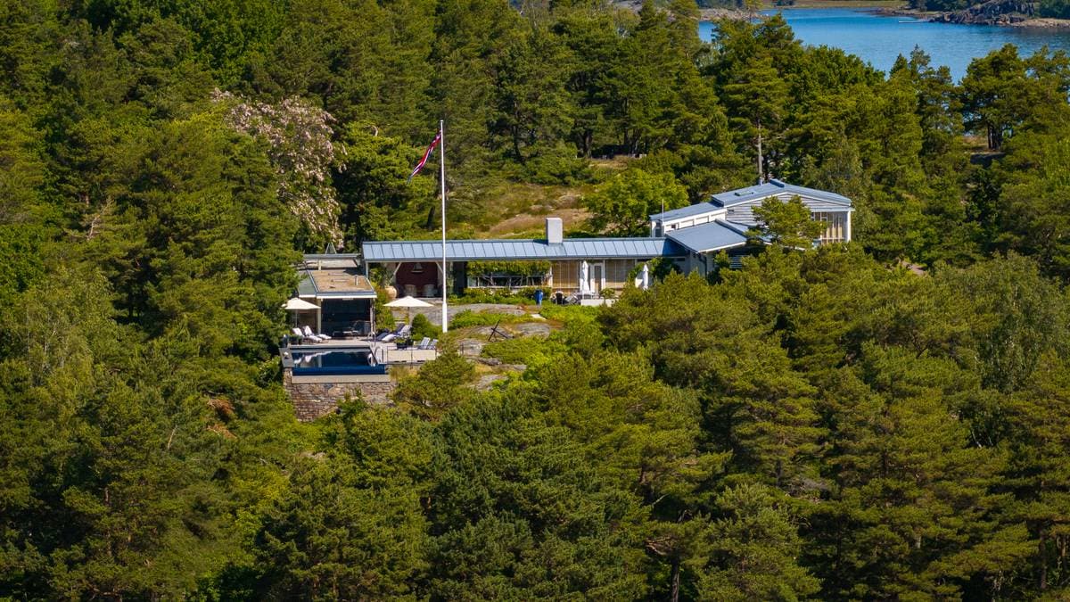 Kongen får ja til å bygge i strandsonen