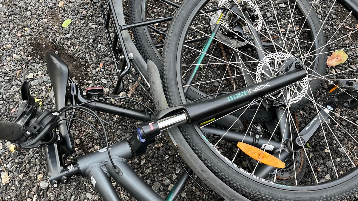 Fikk beskjed om å sage sykkel i to etter reklamasjon: – Helt hårreisende