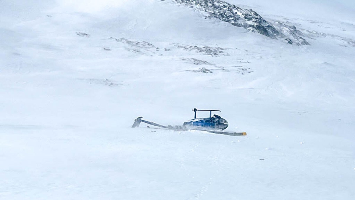 Helikopter fikk problemer i snøværet i pinsen: – Skulle på service