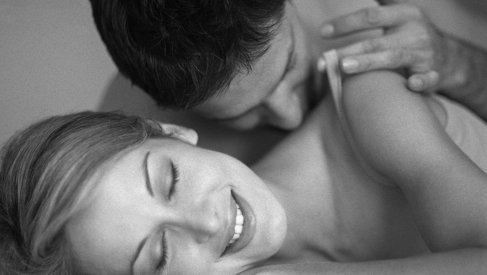целовать женскую грудь на фотографиях фото 64
