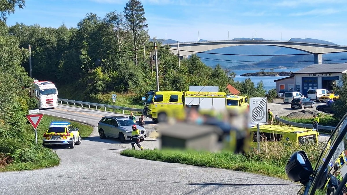 Mann død etter alvorlig trafikkulykke