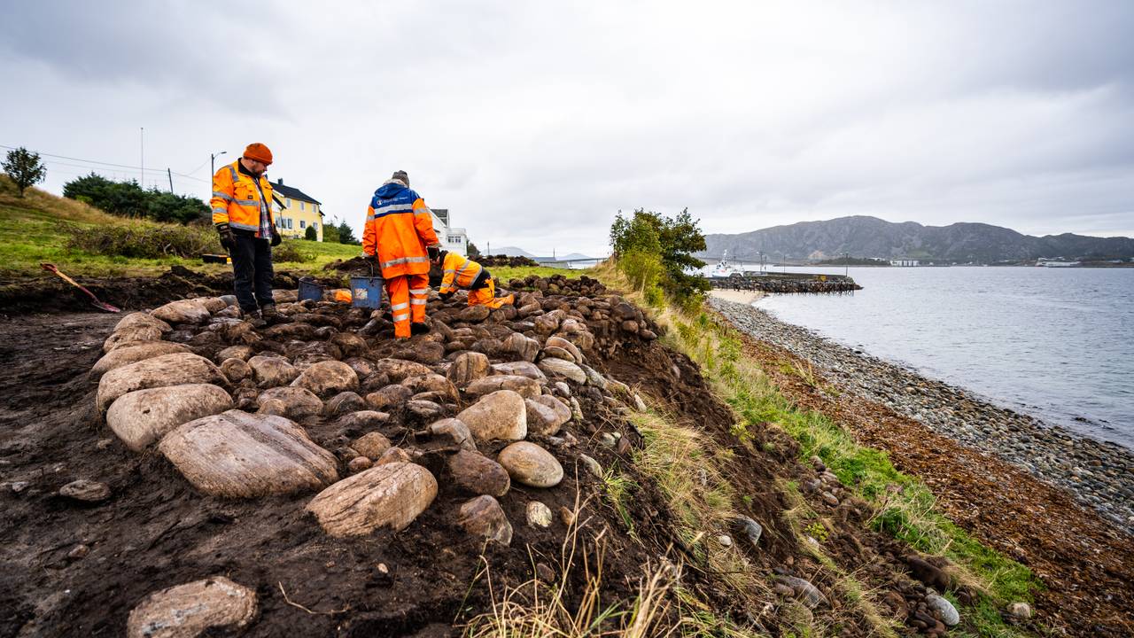 Gravrøys på Giske