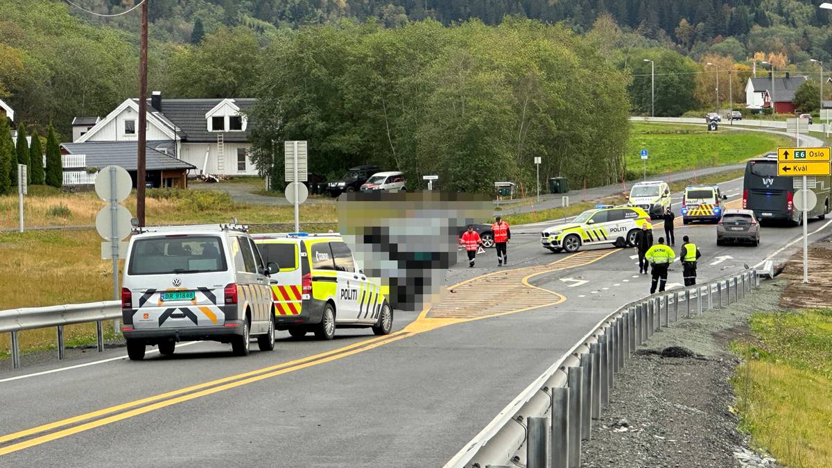 A car and a train collided on the road – NRK Trøndelag