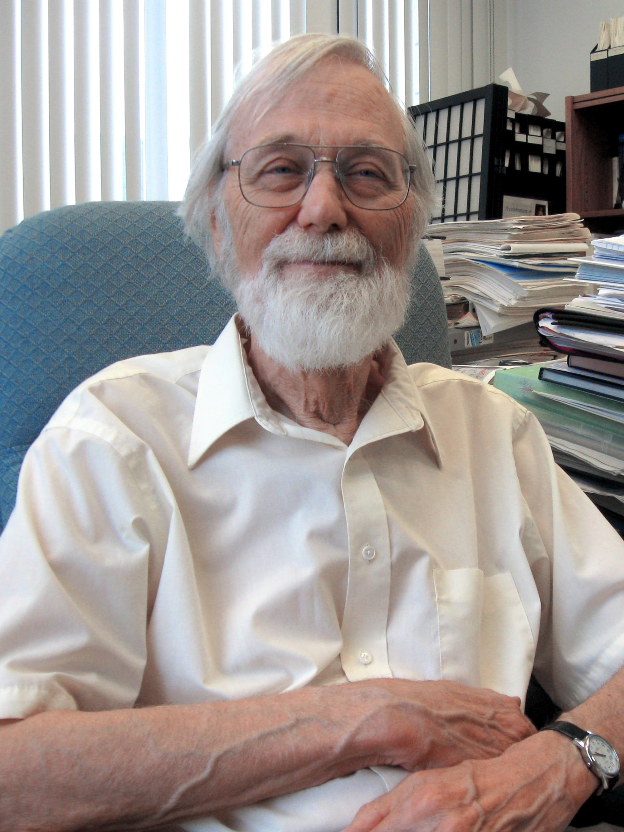 John Milnor får Abelprisen 2011 NRK Viten Nyheter innen vitenskap