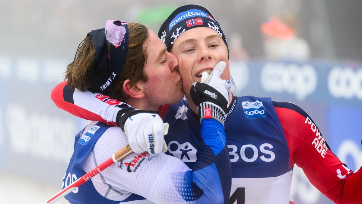 Fikk seierskyss av lagkompisen - åttedobbelt norsk på historisk femmil