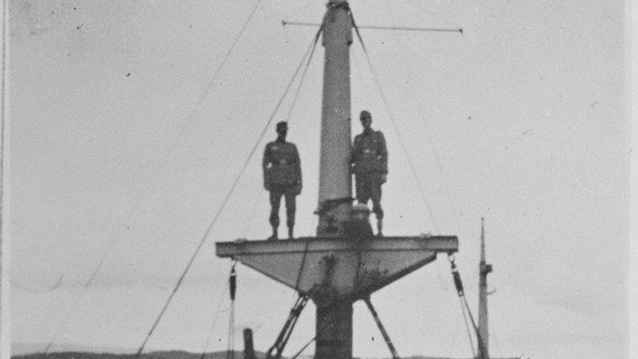 S/S Torne senket på Narvik havn. (Original bildetekst)