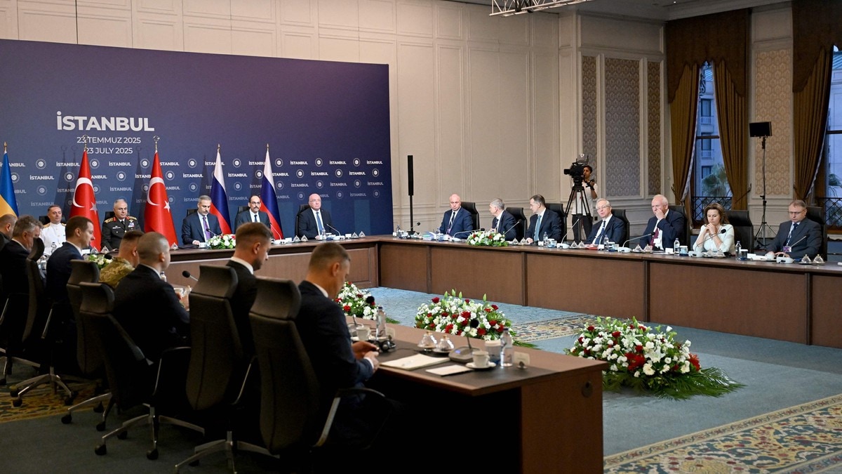 Russland og Ukraina i samtaler i Istanbul: Tredje runde i gang