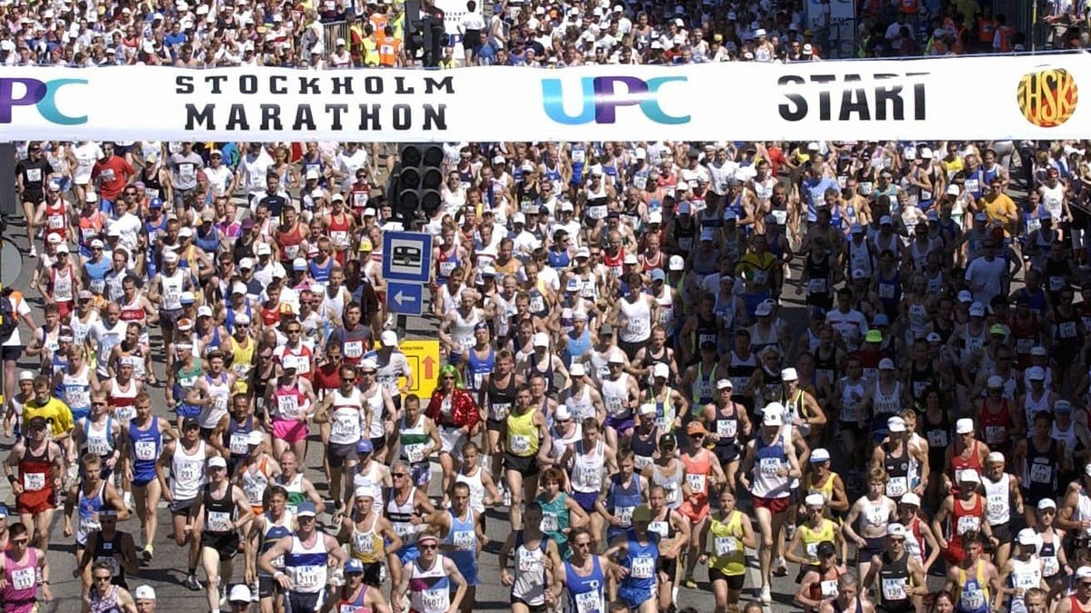 Maratontrøbbel i Stockholm: Null vann på drikkestasjon i høy sommervarme