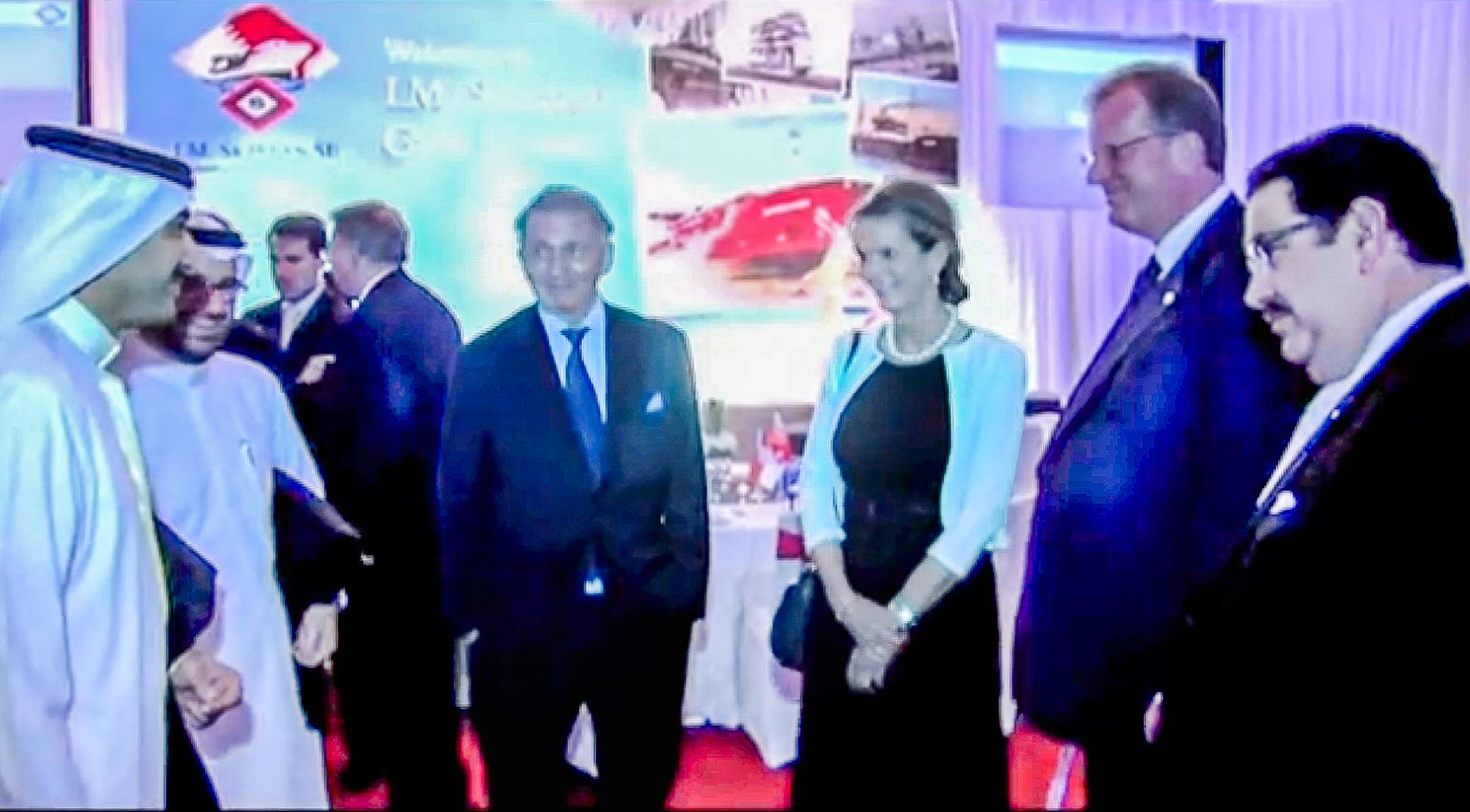 Skipsdåp for gasskip «Bahrain Vision».