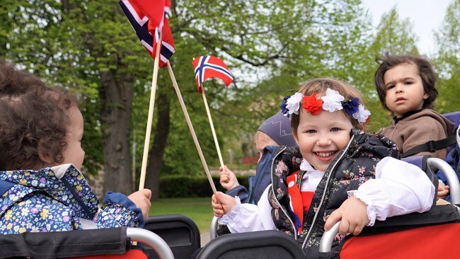 17.mai-feiring for barnehagene på Akershus festning