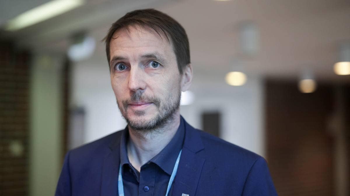 Varsler gjennomgang av lederavganger