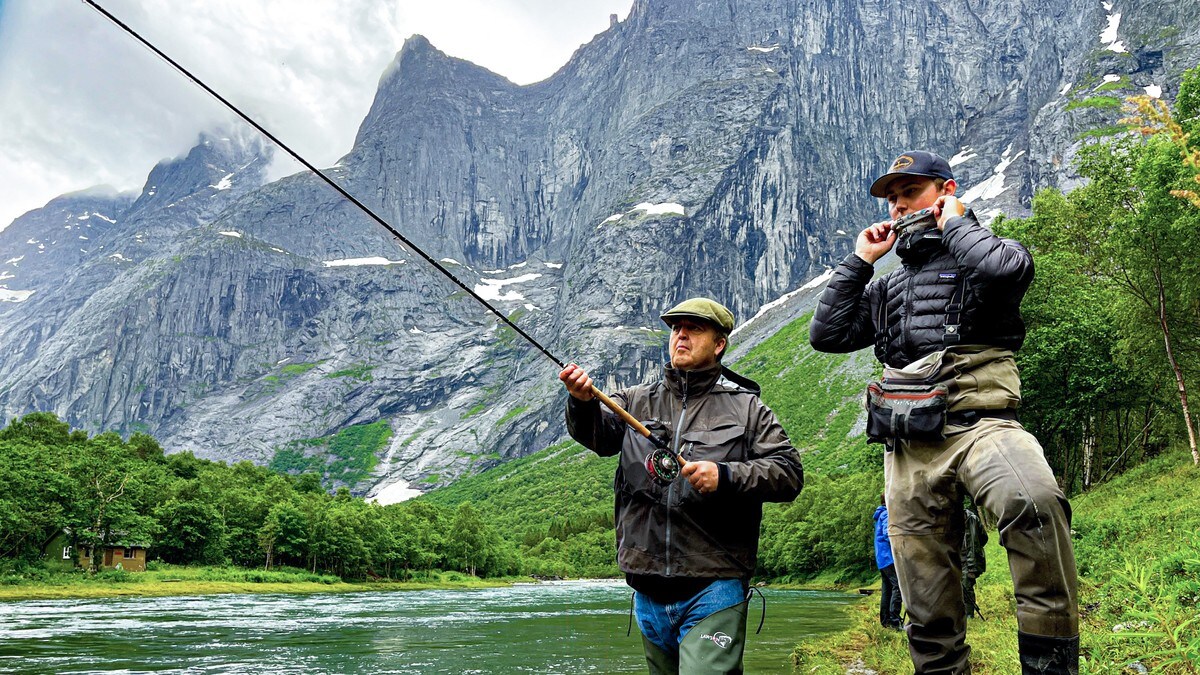 Laksefisket i Møre og Romsdal er nesten halvert på eit år