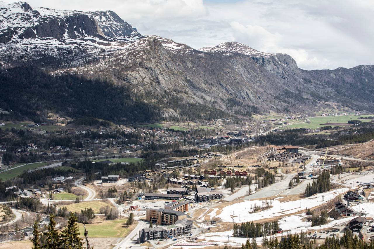 Hemsedal, sett fra Holdeskaret v/ Veslestølen.