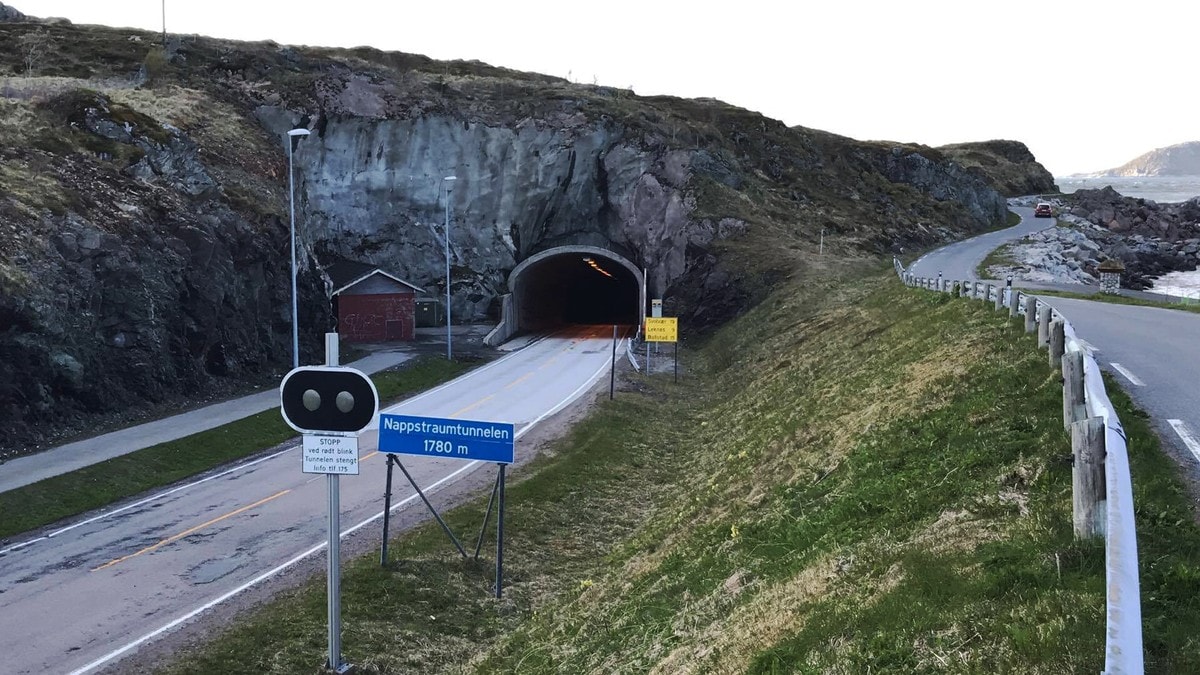 Nappstraumtunnelen stenges helt i natt