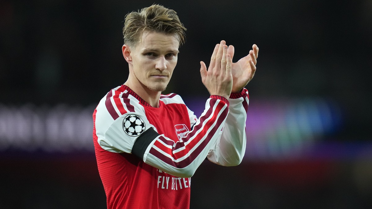 Ødegaard-innhopp da Arsenal slet seg til seier