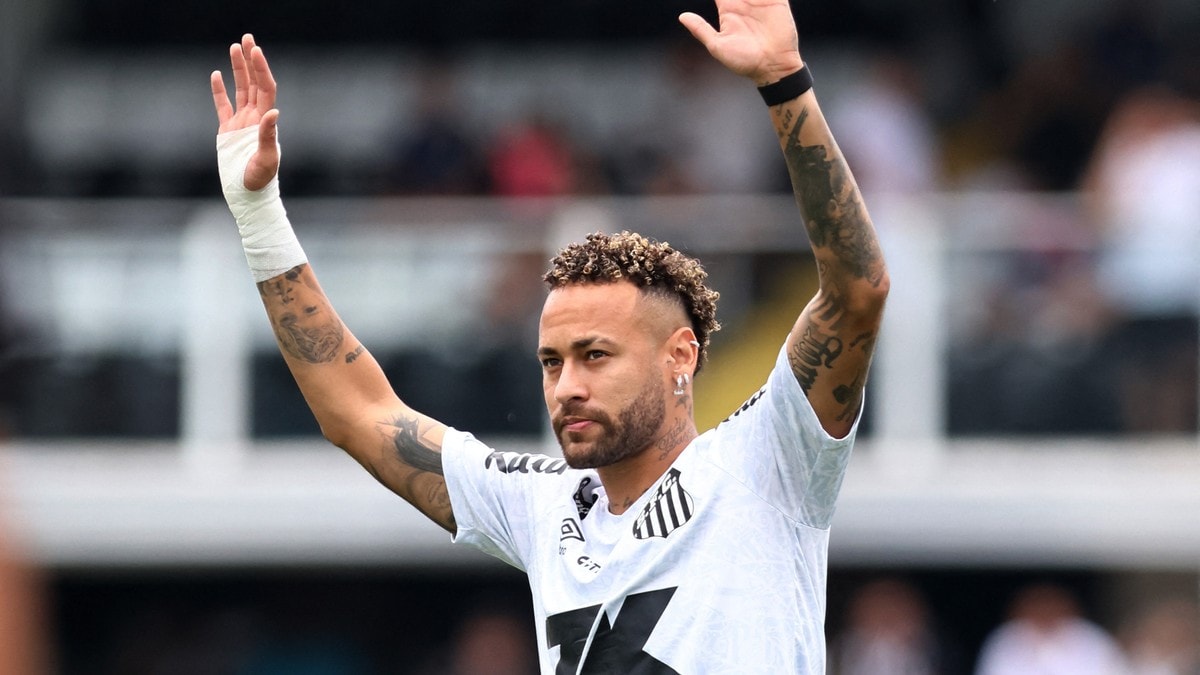 Neymar forlenget med Santos – håper på landslagscomeback og VM-spill