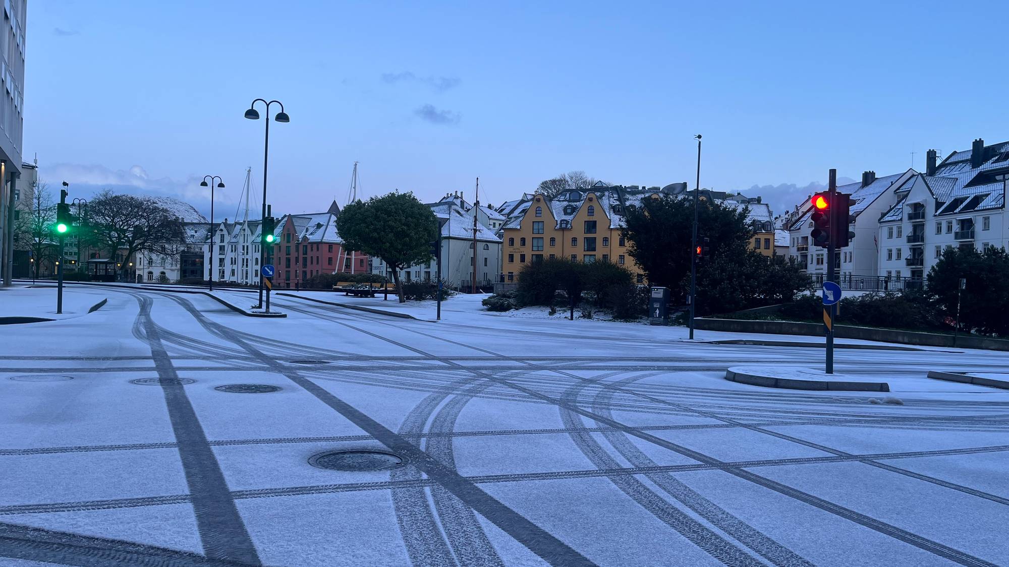 Snø i Ålesund